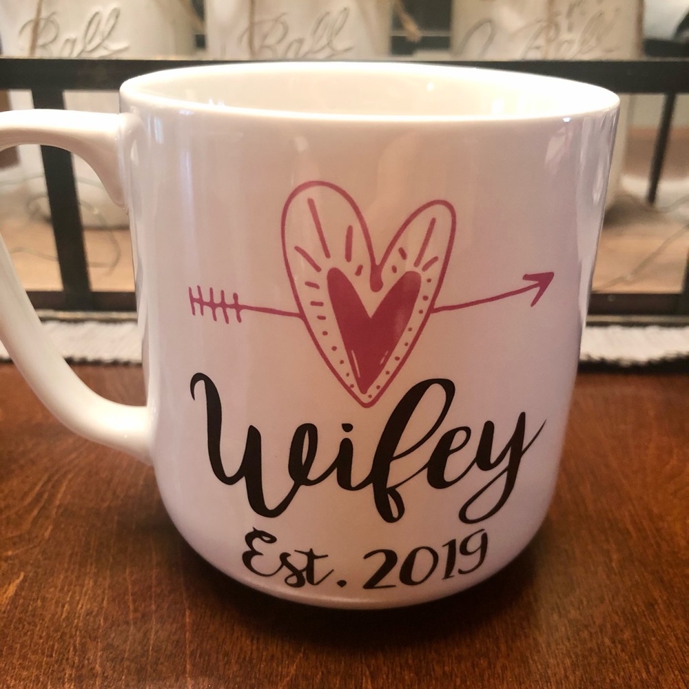🎉HP🎉 NWOT Wifey Est. 2019 Coffee Mug